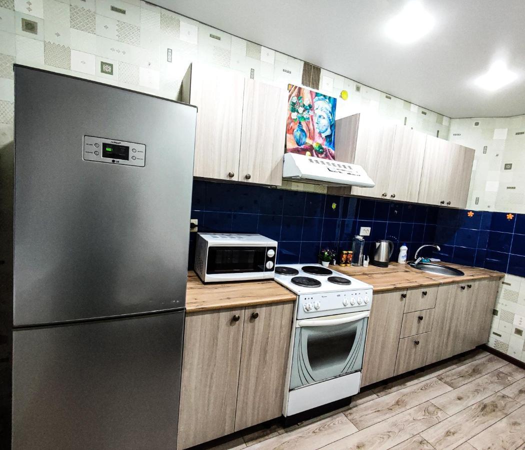 Apartment уютная трёхкомнатная Pavlodar