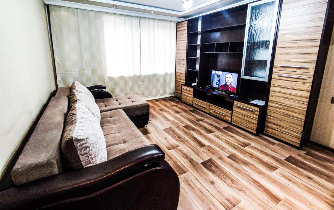 уютная трёхкомнатная Apartment